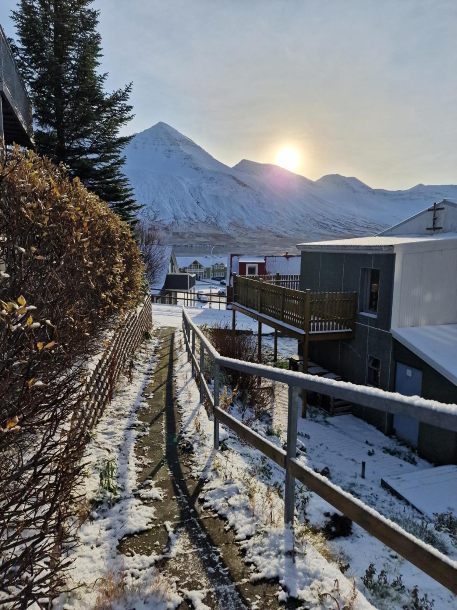 Landakot The Perfect Getaway By Staynorth Siglufjordur Extérieur photo