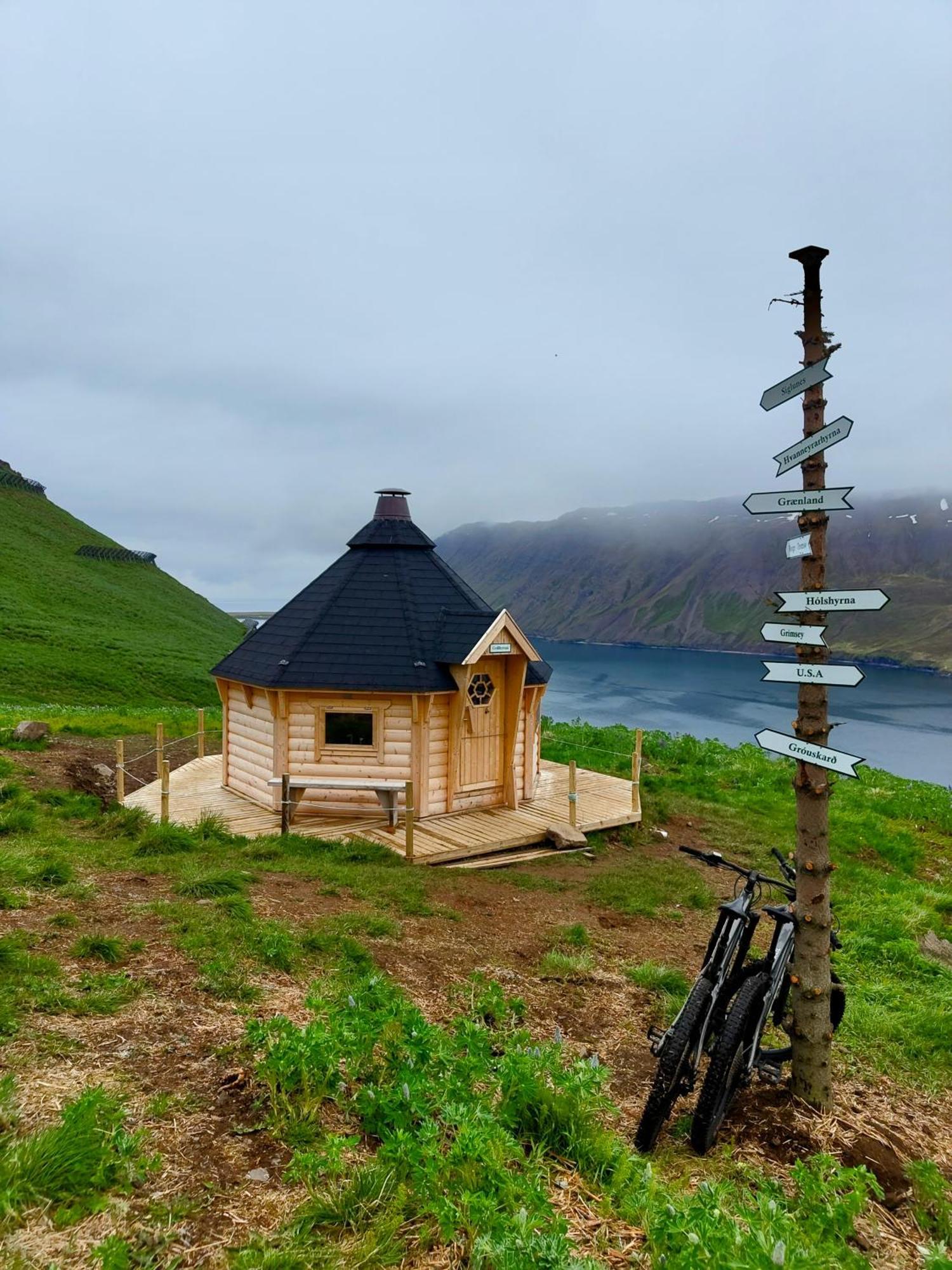 Landakot The Perfect Getaway By Staynorth Siglufjordur Extérieur photo